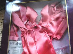 tyler pink outfit view